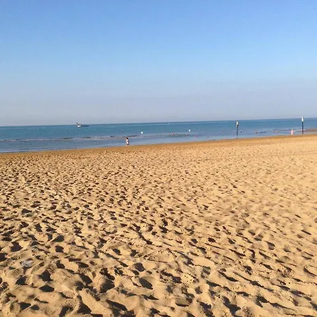 Grazioso Trilocale Nice Apt Only 100mt From Beach Appartement
